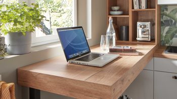 Einbauküche Nobilia® aus Holz in Holzfarben Hell nobilia® Einbauküche Easytouch mit JUNKER -Elektrogeräten Alpinweiß & Eiche Sierra - zweizeilig