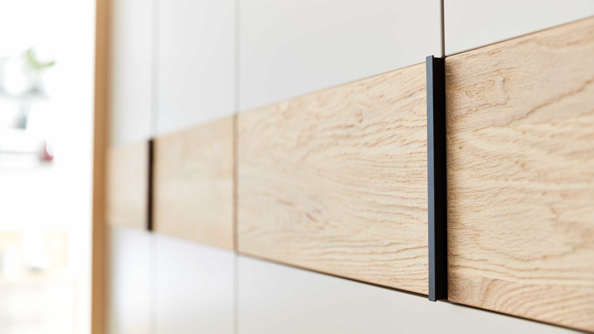 Komplettzimmer Interliving aus Holz in Grau Interliving Schlafzimmer Serie 1023 – Komplettzimmer Funktionsschrank - Taupe & Balkeneiche, vierteilig