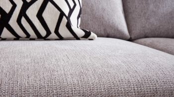 Ecksofa Interliving aus Stoff in Grau Interliving Sofa Serie 4400 - Ecksofa steingrauer Bezug GCP 39 - Stellfläche ca. 210 x 262 cm