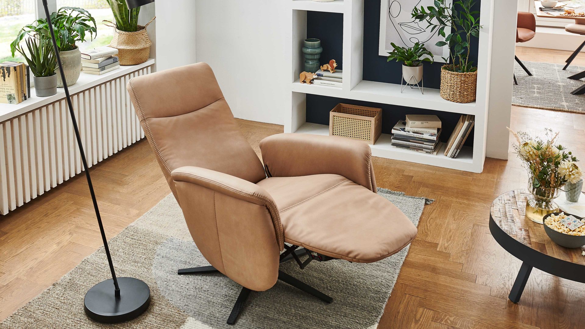 Relaxsessel modulmaster aus Stoff in Hellbraun Modulmaster MM-ZE1062 - Relaxsessel 1DRF camelfarbene Mikrofaser Galero & Sternfuß V1S