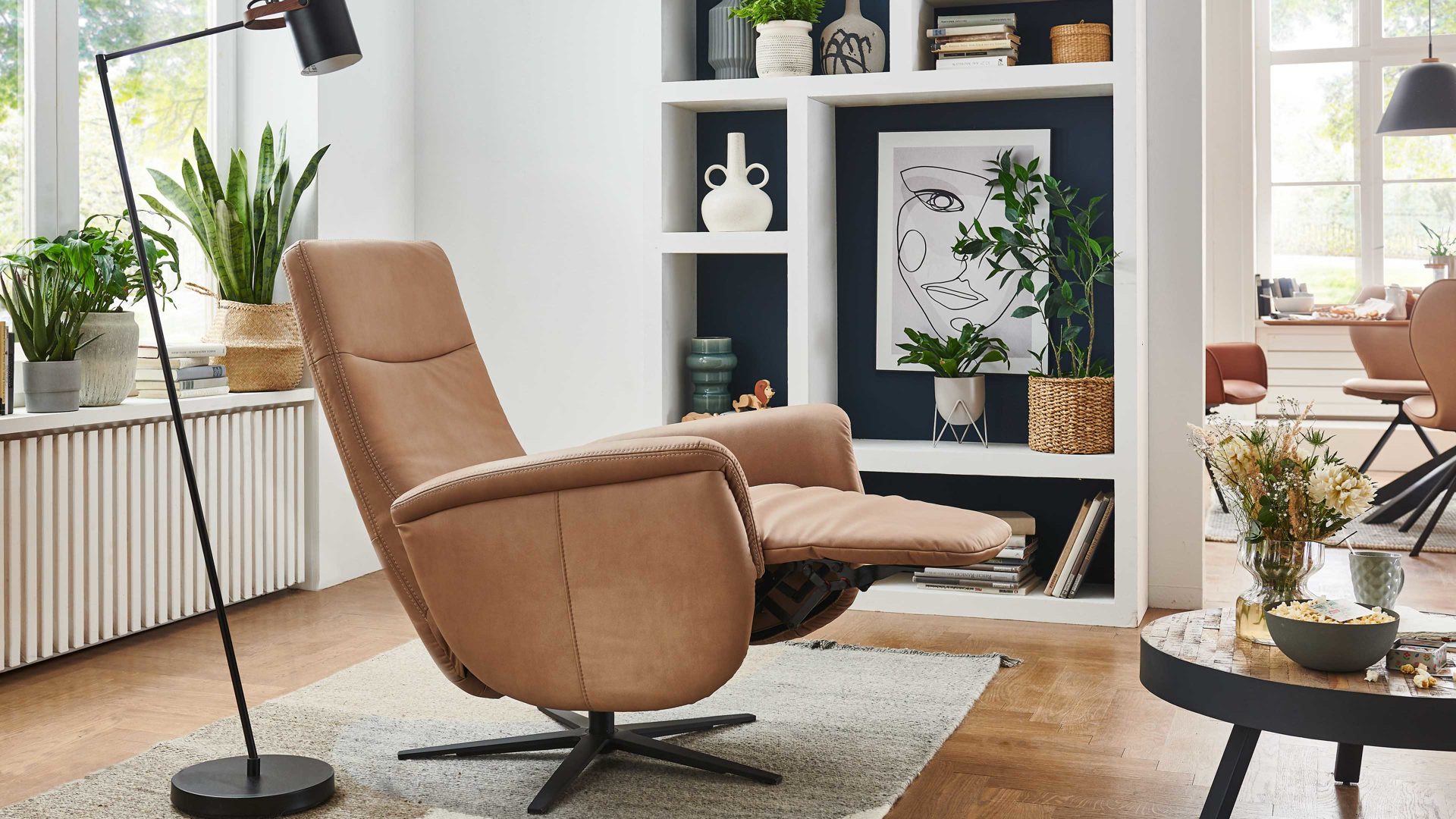 Relaxsessel modulmaster aus Stoff in Hellbraun Modulmaster MM-ZE1062 - Relaxsessel 1DRF camelfarbene Mikrofaser Galero & Sternfuß V1S