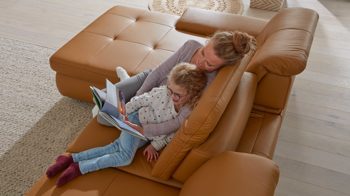 Ecksofa modulmaster aus Leder in Orange Modulmaster MM-PN1044 - Ecksofa kurkumafarbenes Leder Vivre & Rollenfüße – Stellfläche ca. 195 x 309 cm