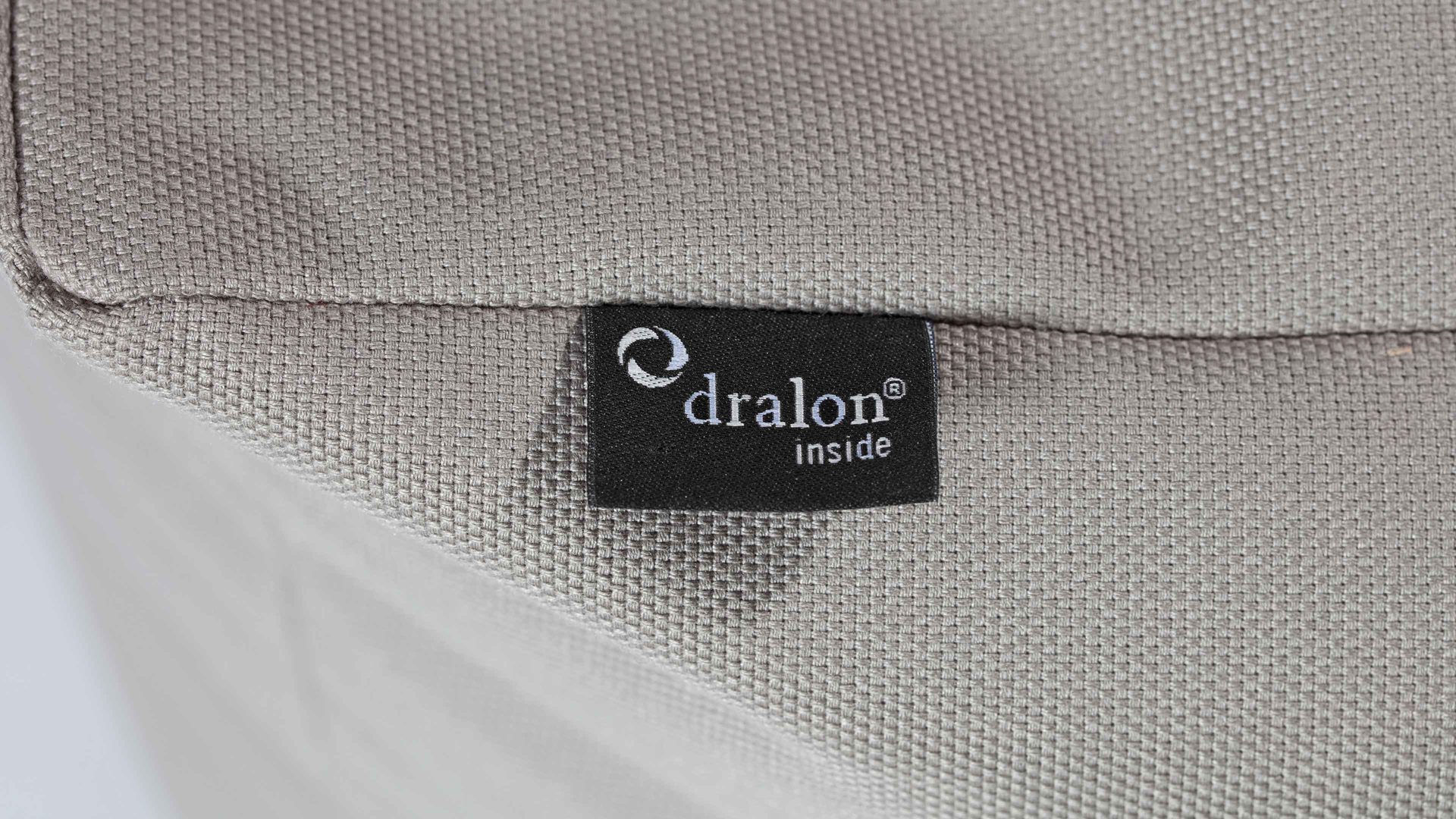 Sitzsack-Sessel Magma sitting point aus Kunstfaser in Hellgrau SITTING POINT Sitzsack-Sessel swing outside graue Outdoor-Kunstfaser - ca. 300 Liter