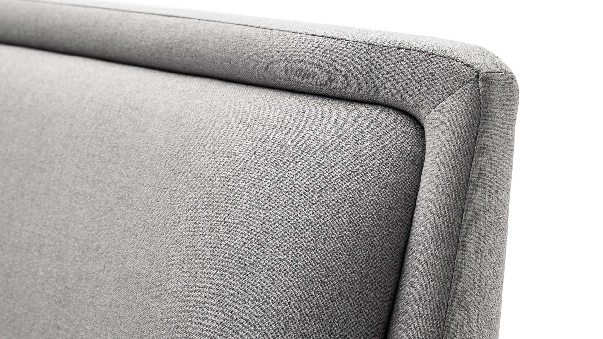 Bettgestell Meise.möbel aus Stoff in Hellgrau Polsterbettgestell Frieda mit Bettkasten hellgrauer Bezug Sawana 21 & schwarze Holzfüße - Liegefläche ca. 180 x 200 cm