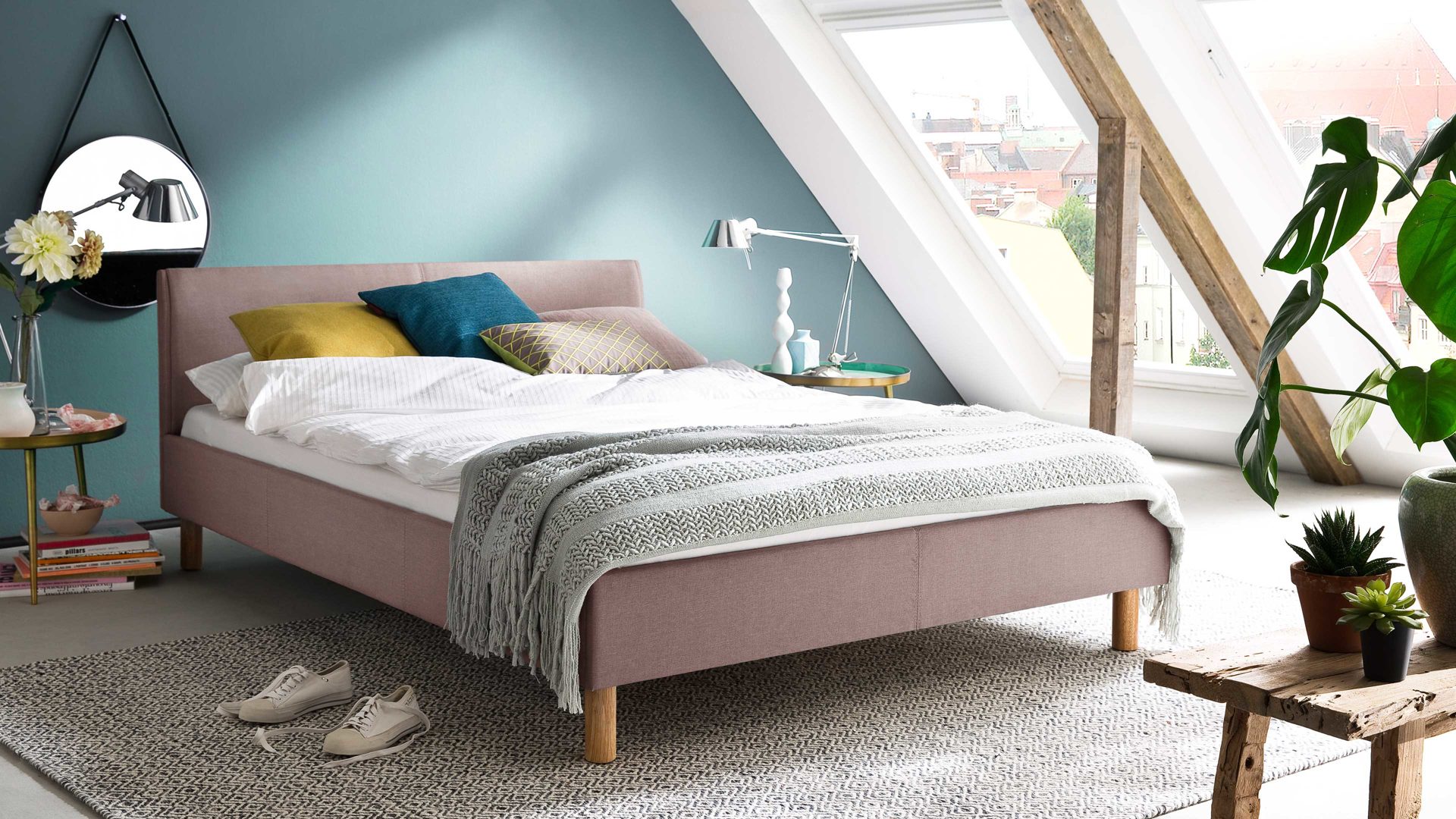 Bettgestell Meise.möbel aus Stoff in Rosa Polsterbettgestell Lena altrosa Bezug Sawana Nr. 61 & Holzfüße - Liegefläche ca. 140 x 200 cm