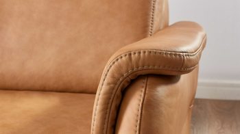 Zweisitzer OrthoSedis aus Leder in Hellbraun Polsterprogramm OrthoSedis 6.0 - Zweisitzer honigfarbenes Leder Punch - Länge ca. 186 cm