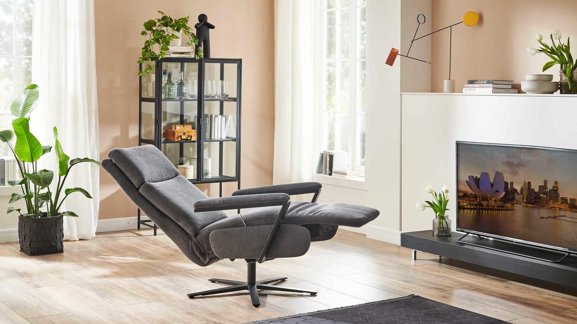 Relaxsessel OrthoSedis aus Stoff in Anthrazit Polsterprogramm OrthoSedis 4.0 - Relaxsessel L3 anthrazitfarbener Stoffbezug Sofia clean & schwarzer Sternfuß