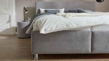 Polsterbett comfortmaster besser sitzen, liegen, leben aus Stoff in Hellgrau Comfortmaster OC-PB21003 - Polsterbett grauer Velours Enjoy 275317 – Liegefläche ca. 180 x 200 cm