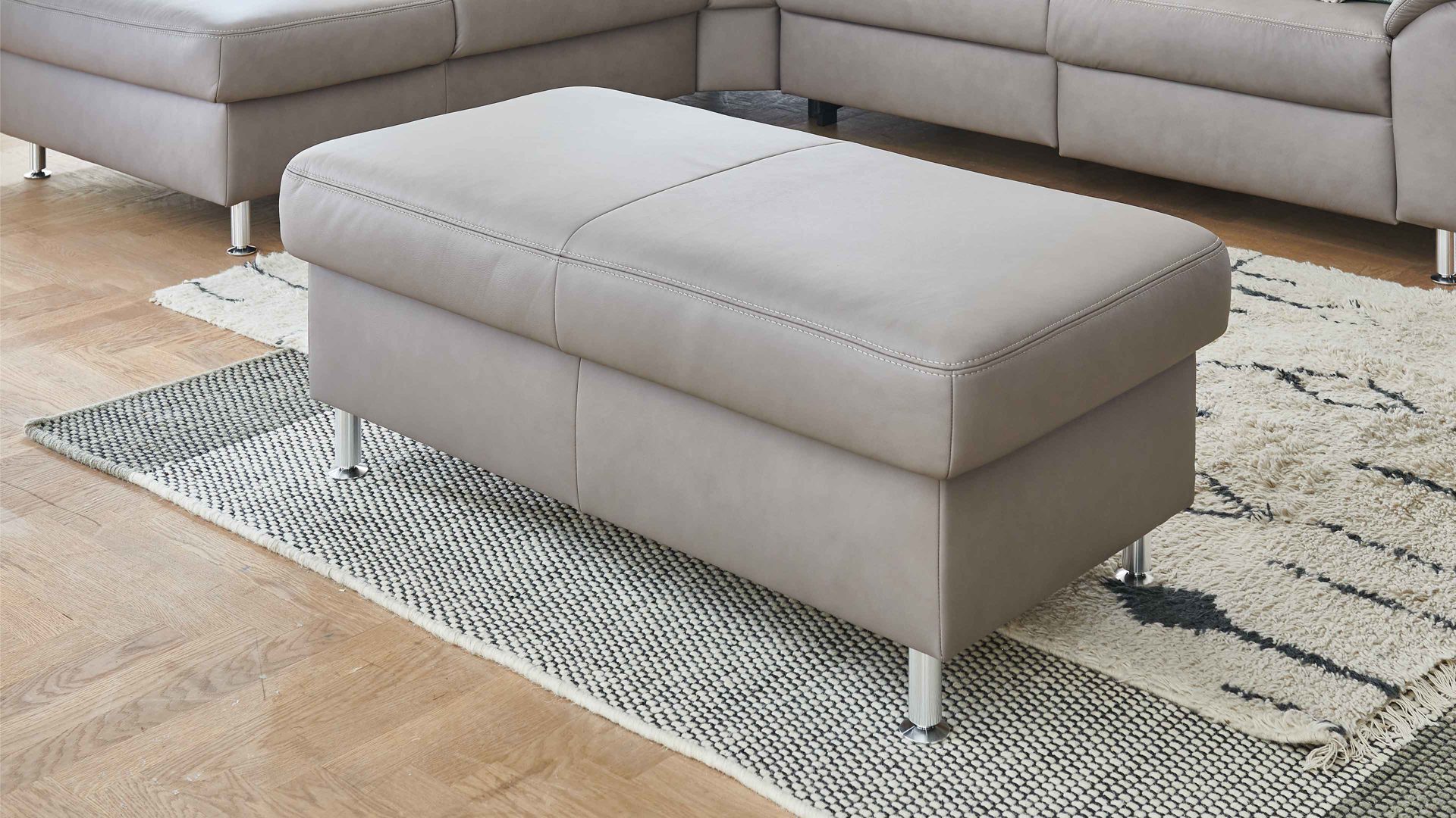 Funktionshocker modulmaster aus Leder in Grau Modulmaster MM-PN1102 - XXL-Funktionsocker granitfarbenes Leder Torro & Alufüße - ca. 130 x 65 cm