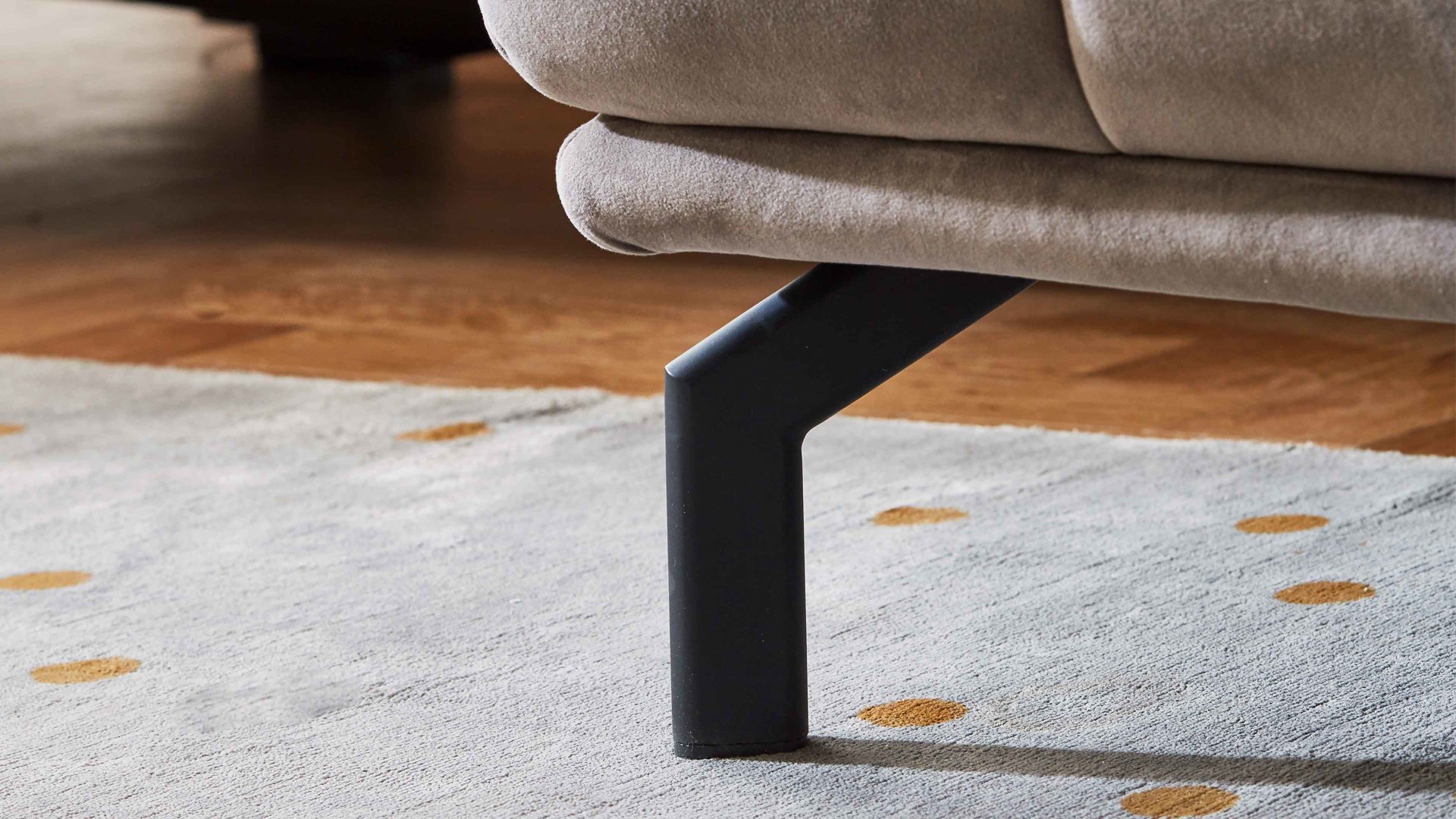 Polsterhocker modulmaster aus Stoff in Grau Modulmaster MM-MP1152 - XXL-Hocker graue Wirkware Salsa & schwarze Metallfüße - ca.  127 x 77 cm