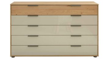Schubladenkommode Interliving aus Holz in Hellgrau Interliving Schlafzimmer Serie 1027 – Schubladenkommode Eiche bianco & Champagner - fünf Schubladen, Breite ca. 141 cm