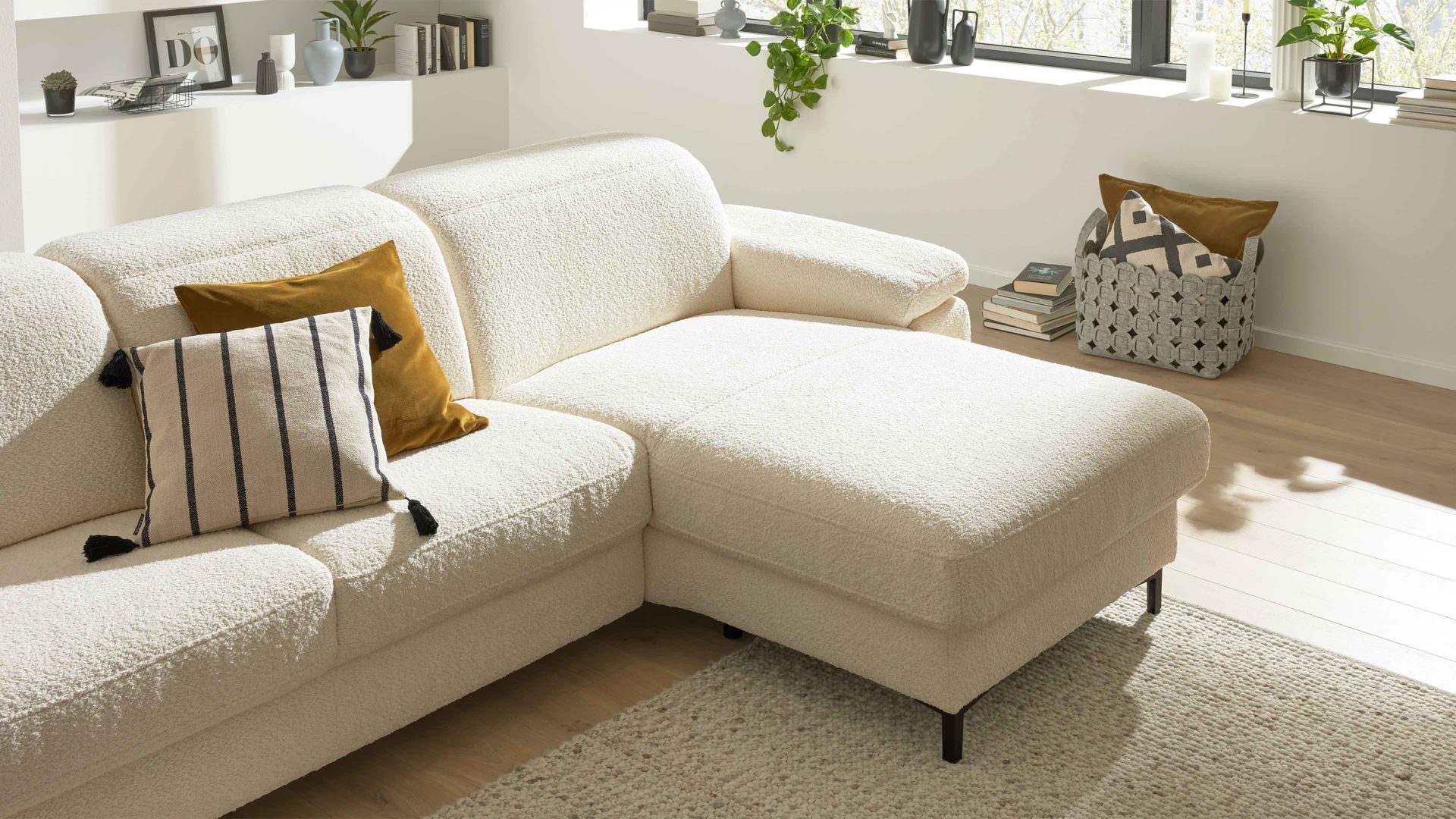 Funktion Interliving aus Metall in Transparent Interliving Sofa Serie 4054 – Liegefunktion MoLi motorisch