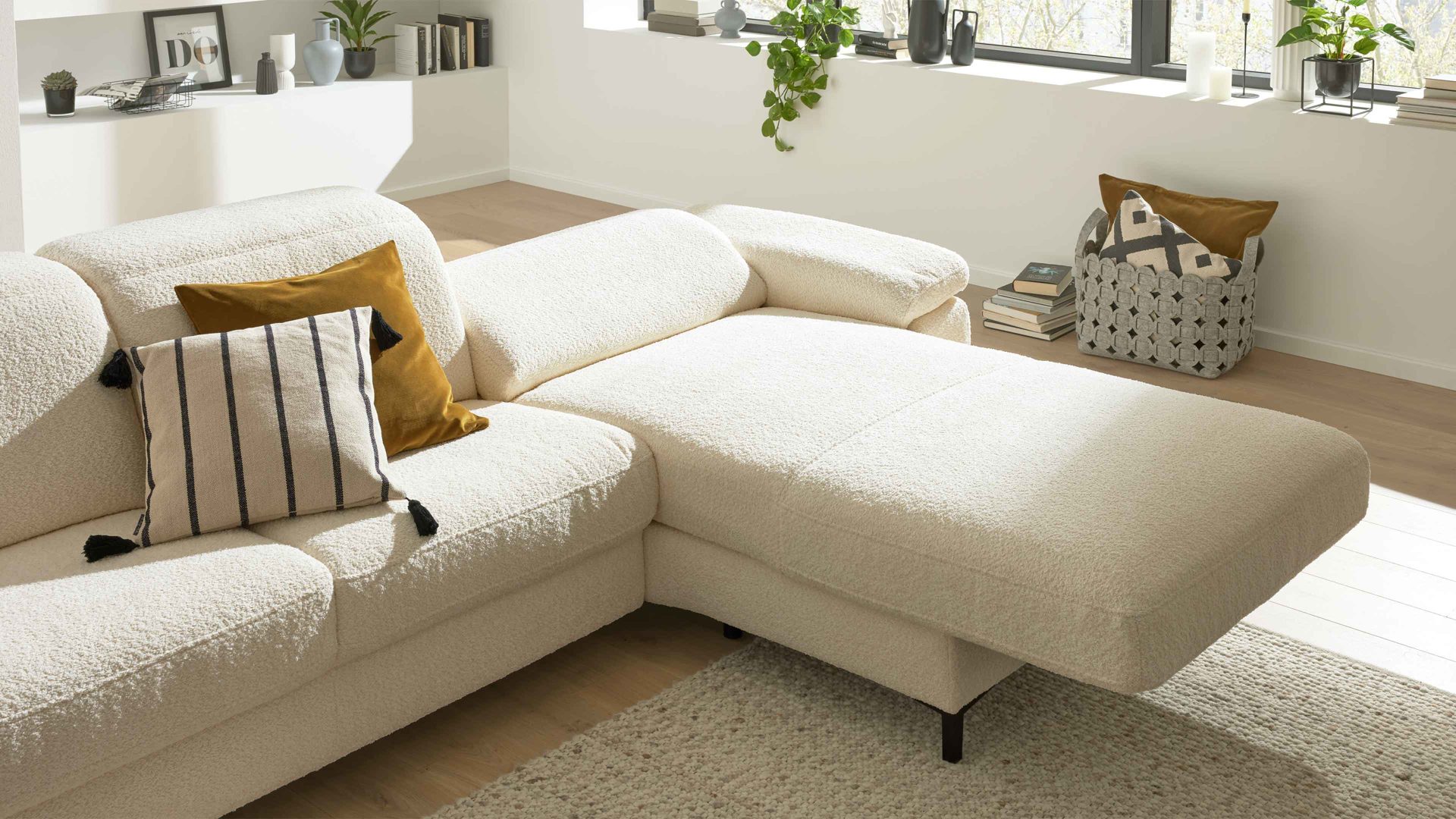 Funktion Interliving aus Metall in Transparent Interliving Sofa Serie 4054 – Liegefunktion motorisch