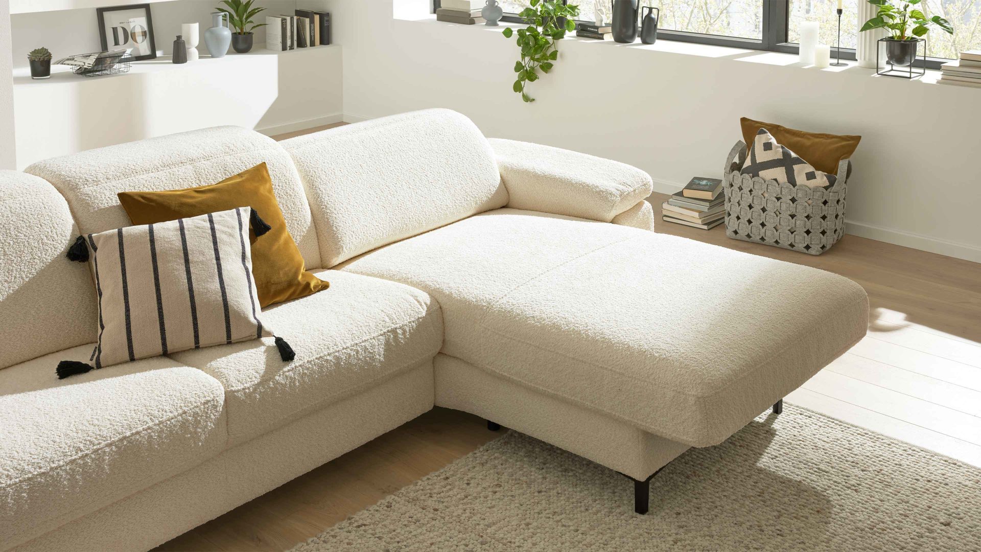 Funktion Interliving aus Metall in Transparent Interliving Sofa Serie 4054 – Liegefunktion motorisch