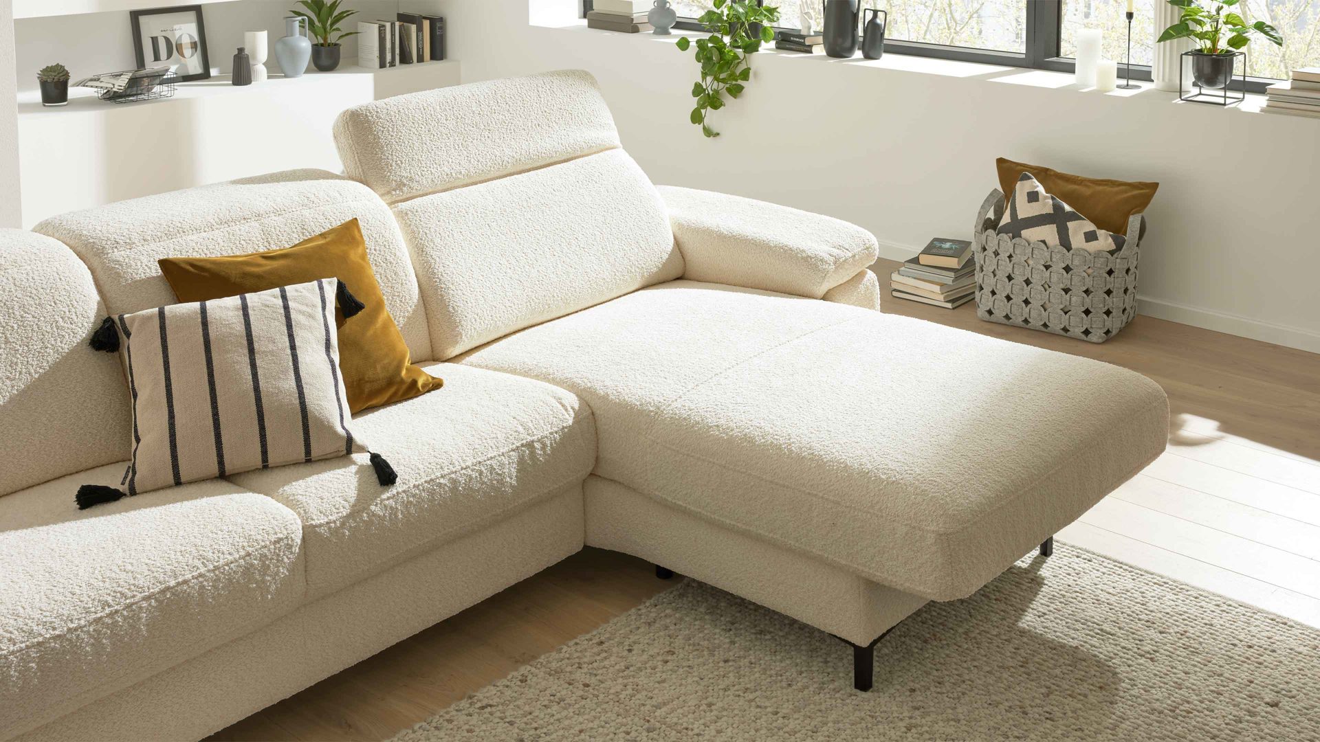 Funktion Interliving aus Metall in Transparent Interliving Sofa Serie 4054 – Liegefunktion MoLi motorisch