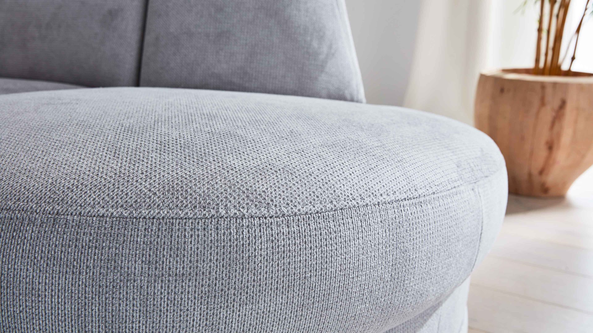 Ecksofa modulmaster aus Stoff in Hellgrau Modulmaster MM-PP1013 - Polsterecke silberfarbene Chenille & Alufüße - Stellfläche ca. 253 x 273 cm