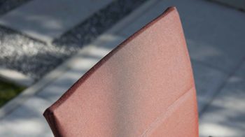 Gartenstuhl /-sessel Interliving aus Kunstfaser in Rot Interliving Gartenmöbel Serie 7001 – Hochlehnstuhl rotes TEXTILENE® & anthrazitfarbenes Aluminium