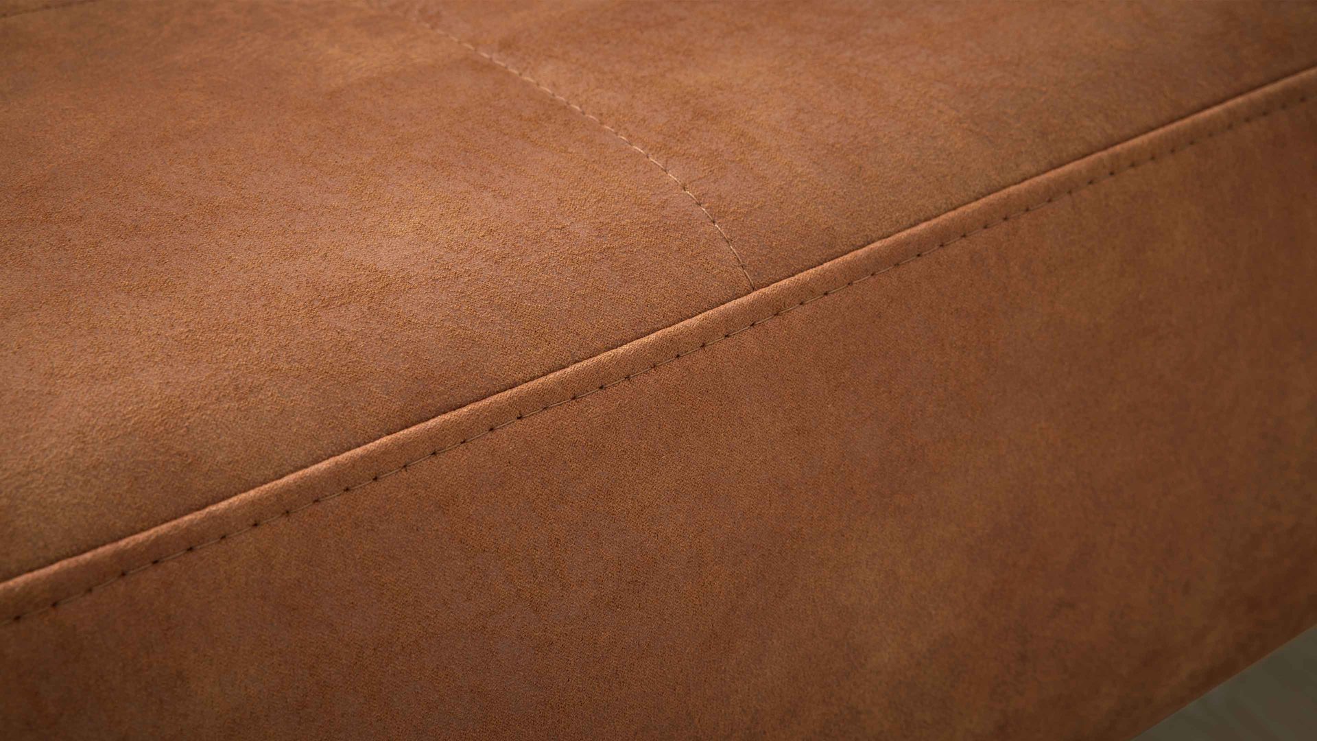 Ecksofa Interliving aus Stoff in Hellbraun Interliving Sofa Serie 4254 – Ecksofa tabacfarbener Bezug Linato & schwarze Metallfüße 4.35 – Stellfläche ca. 340 x 195 cm