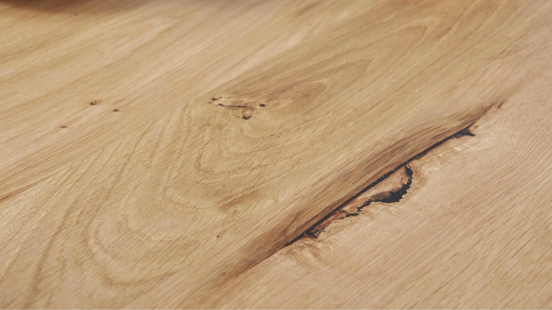 Esstisch Interliving aus Holz in Holzfarben Interliving Esszimmer Serie 5105 – Esstisch Charaktereiche & schwarzes Metall – ca. 180 x 100 cm