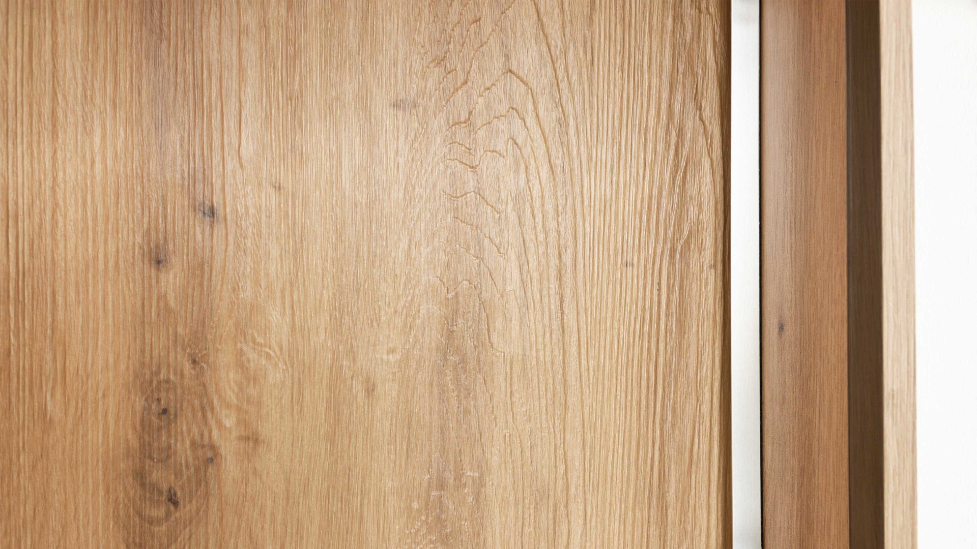 Highboard Interliving aus Holz in Holzfarben Hell Interliving Wohnzimmer Serie 2110 - Highboard Naturbuche - drei Türen, drei Schubladen, Breite ca. 180 cm