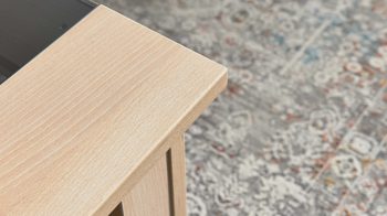 Couchtisch Interliving aus Holz in Grau Interliving Wohnzimmer Serie 2110 - Couchtisch TC7.105G graues Glas & Naturbuche - ca. 105 x 70 cm