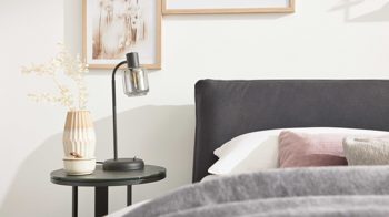 Boxspringbett Interliving aus Stoff in Dunkelgrau Interliving Bettensystem Serie 1416 - Boxspringbett graphitfarbene Mikrofaser Galero Punto 650006 & schwarze Metallfüße – Liegefläche ca. 180 x 200 cm