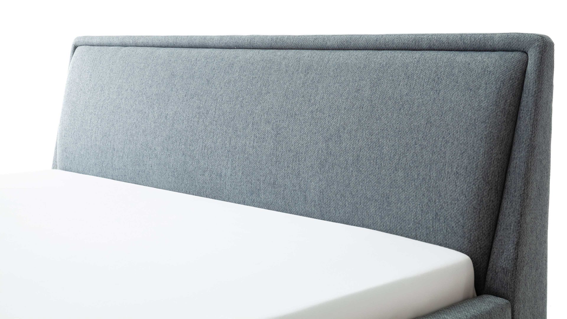 Bettgestell Meise.möbel aus Stoff in Blau Polsterbettgestell Frieda oceanfarbener Bezug Stelar 39 & eichefarbene Holzfüße - Liegefläche ca. 180 x 200 cm