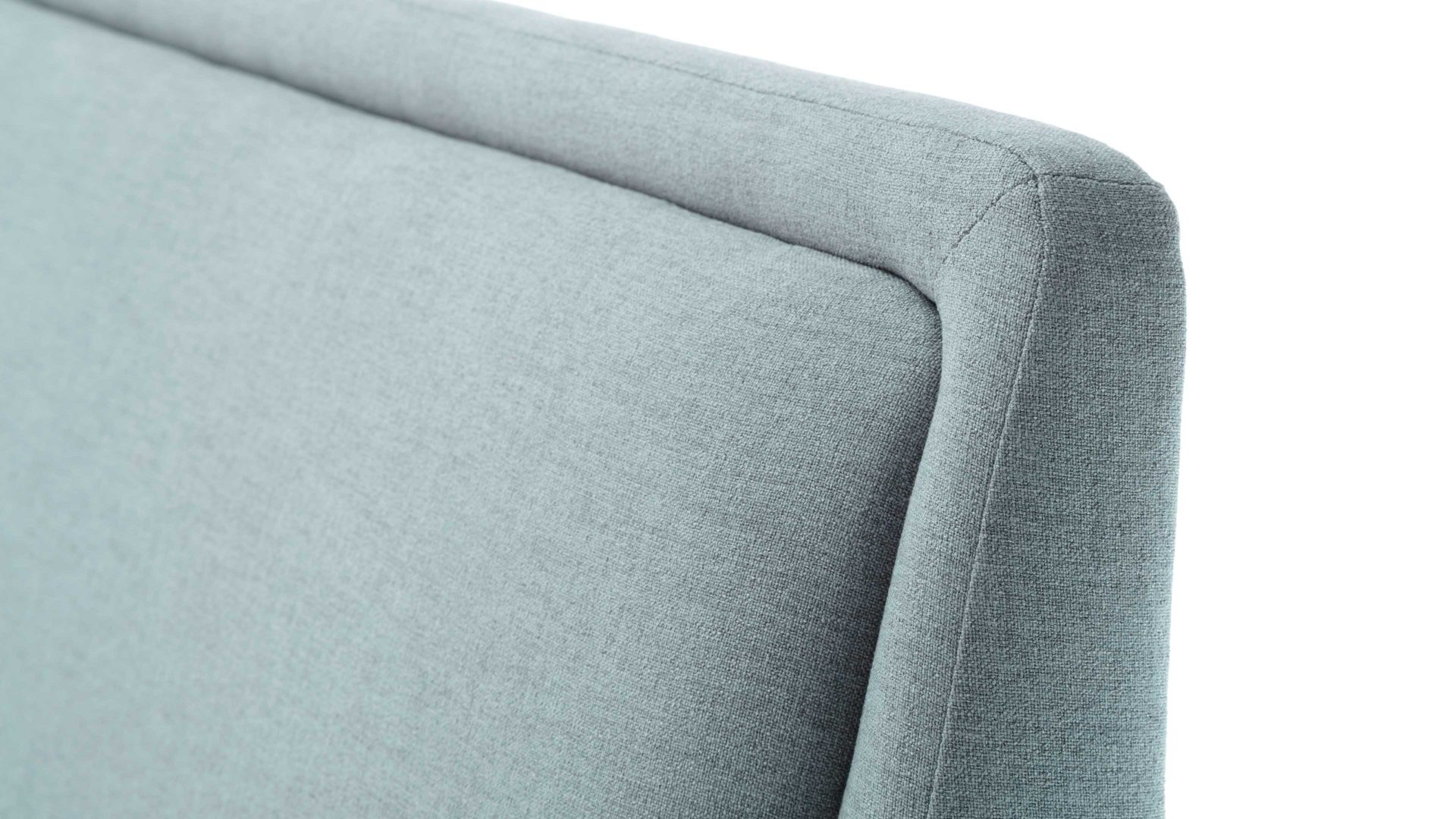 Bettgestell Meise.möbel aus Stoff in Blau Polsterbettgestell Frieda eisblauer Bezug Sawana 72 & eichefarbene Holzfüße - Liegefläche ca. 180 x 200 cm