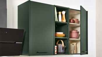 Einbauküche Express küchen aus Holz in Dunkelgrün EXPRESS KÜCHEN Einbauküche Clean mit Elektrogeräten Dunkelgrün - zweizeilig