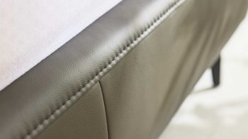 Bettgestell Interliving aus Leder in Grau Interliving Polsterbett Serie 1416 - Polsterbettgestell graues Leder Torro - Liegefläche ca. 180 x 200 cm