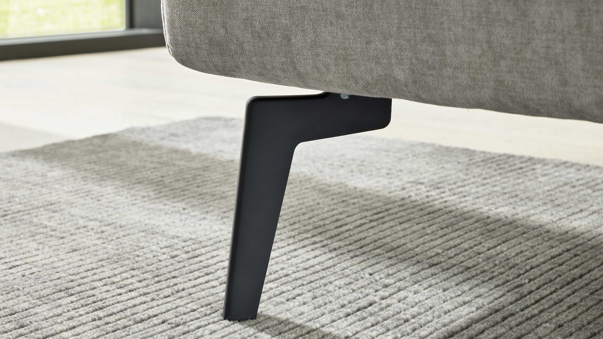 Bettgestell Interliving aus Stoff in Hellgrau Interliving Polsterbett Serie 1416 - Polsterbettgestell silberfarbener Bezug Balu 331002 - Liegefläche ca. 180 x 200 cm