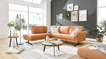 Ecksofa Interliving aus Stoff in Orange Interliving Sofa Serie 4004 - Ecksofa puderfarbene Chenille S43-17 - Stellfläche ca. 211 x 240 cm