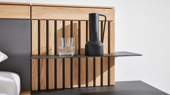 Paneel Interliving aus Holz in Holzfarben Interliving Schlafzimmer Serie 1029 – Aufsatzpaneel rechts - Wildeiche & Graphit