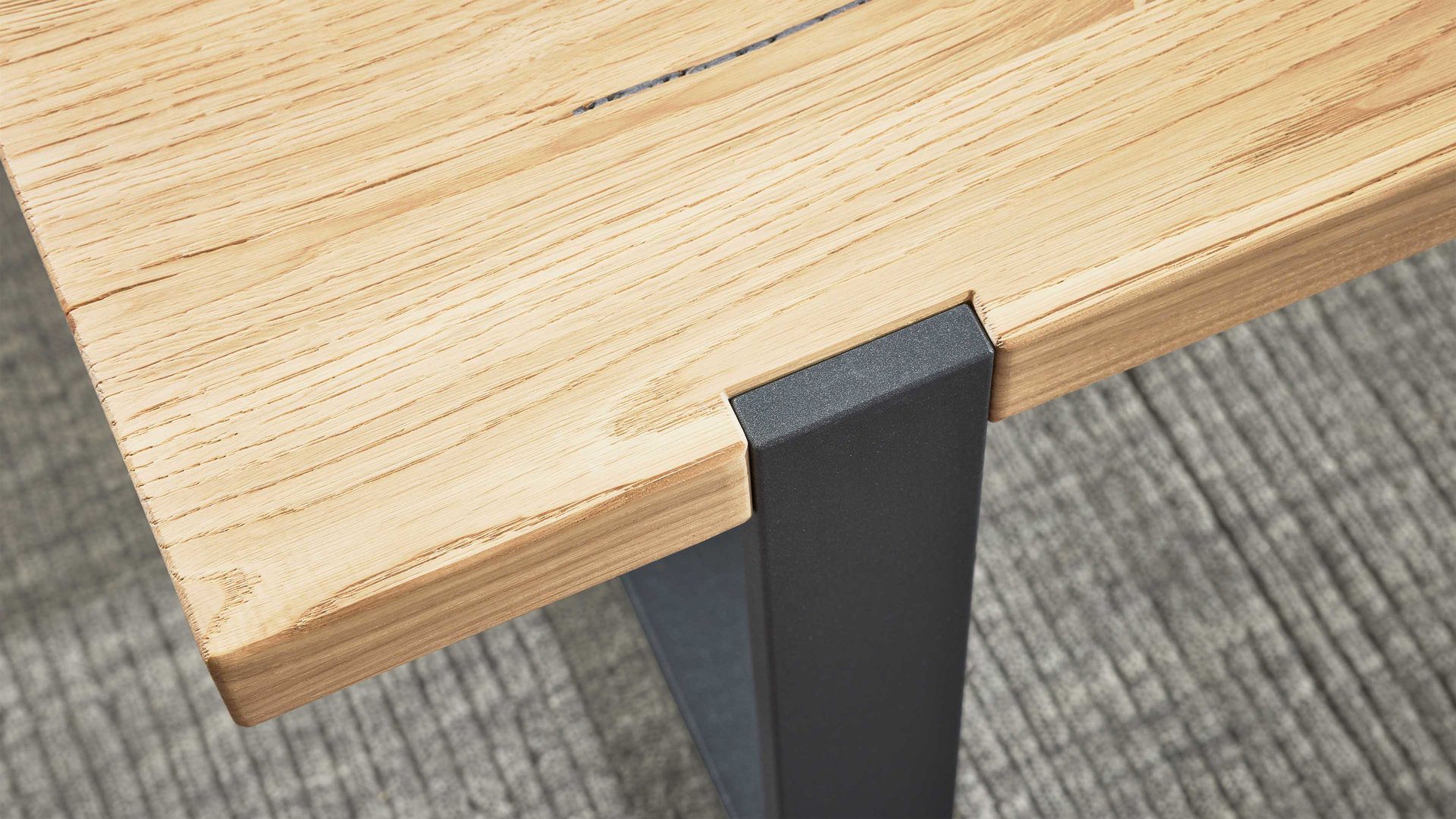 Einzelbank Interliving aus Holz in Holzfarben Interliving Schlafzimmer Serie 1029 – Bettbank Wildeiche & Graphit - Länge ca. 140 cm