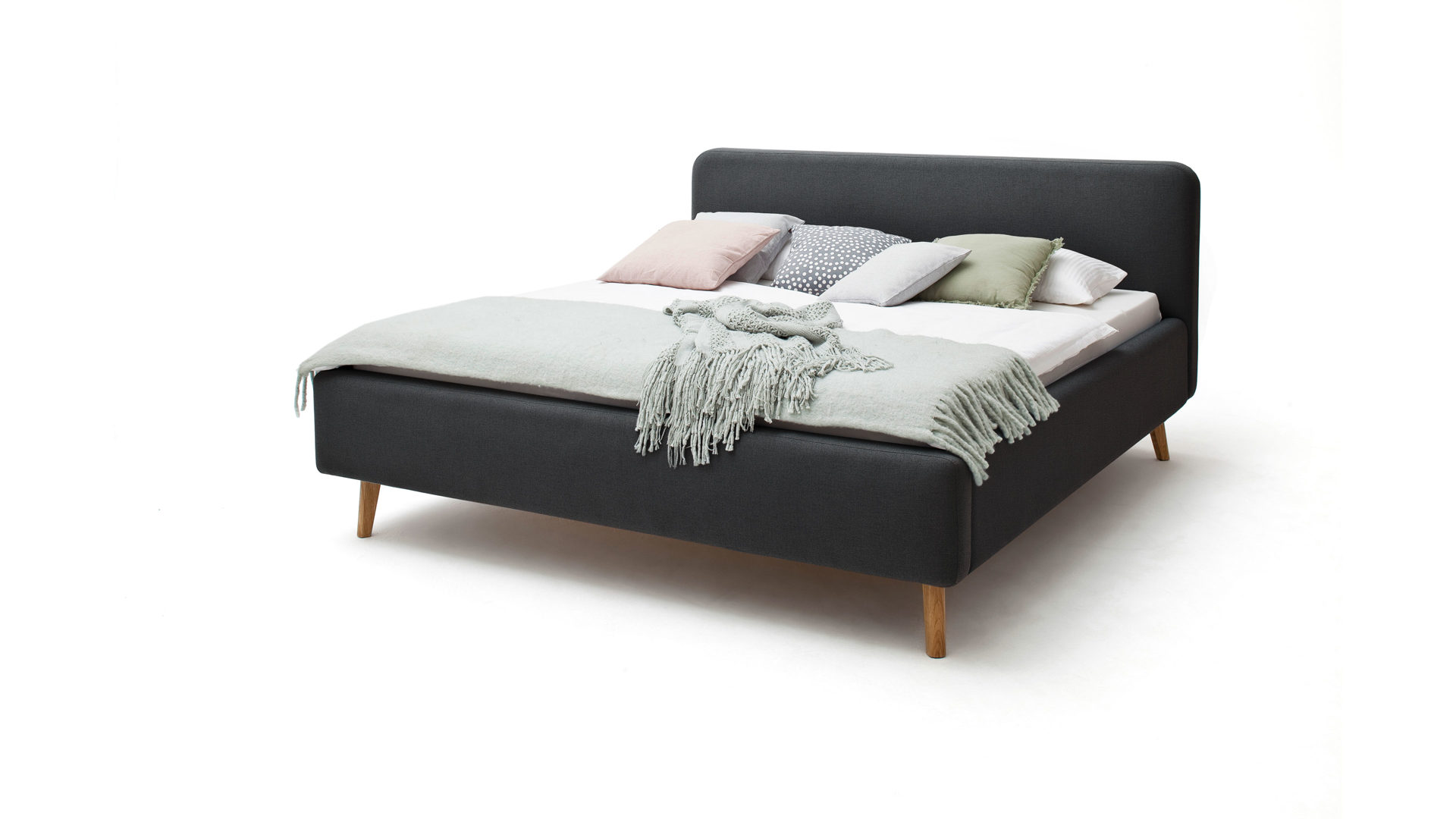 Bettgestell Meise.möbel aus Stoff in Anthrazit Polsterbettgestell Mattis mit Bettkasten anthrazitfarbenes Flachgewebe Aspen 96 & Holzfüße - Liegefläche ca. 180 x 200 cm
