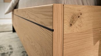Bettgestell Interliving aus Holz in Holzfarben Interliving Kleiderschrank Serie 1207 – Bettgestell Balkeneiche & Anthrazit - Liegefläche ca. 180 x 200 cm