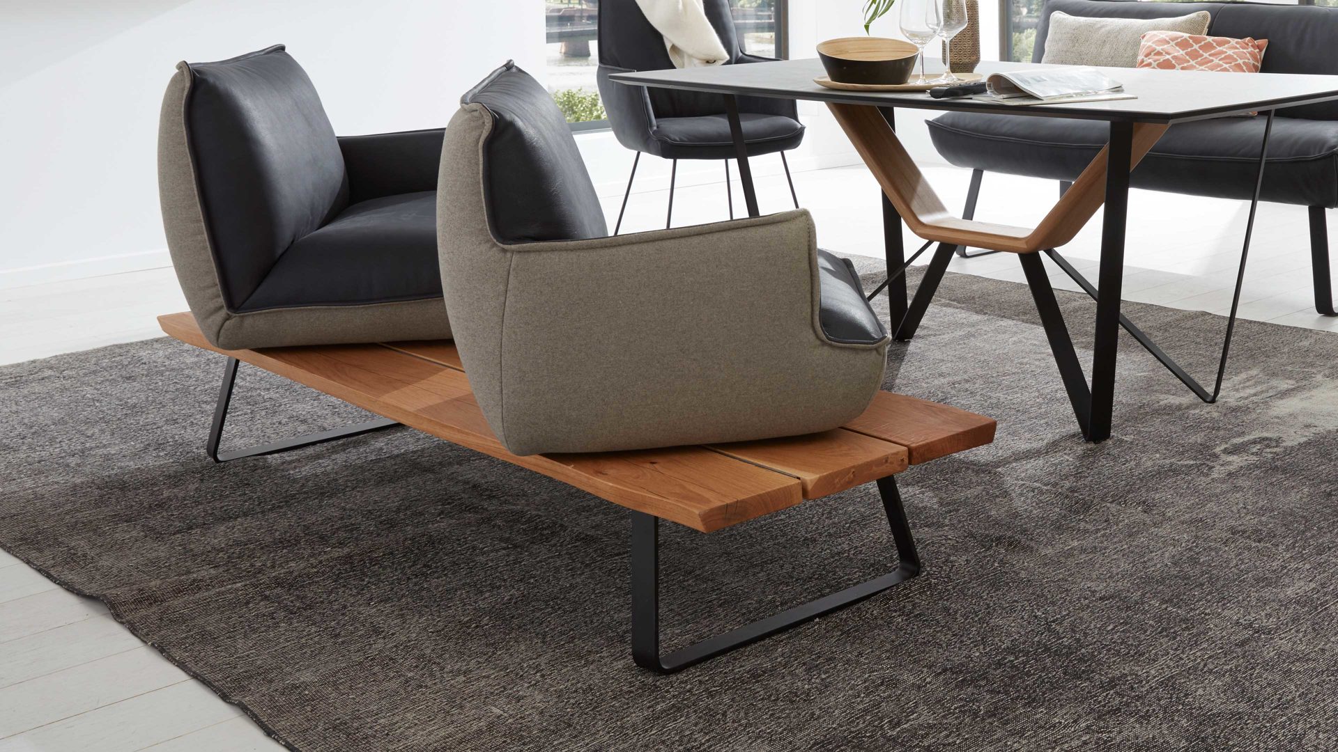 Polsterbank Koinor aus Leder in Dunkelgrau KOINOR 2-Sitzer-Element Kleo dunkles Leder India omega & Lodenbezug 27, Wildeiche natur – Breite ca. 190 cm
