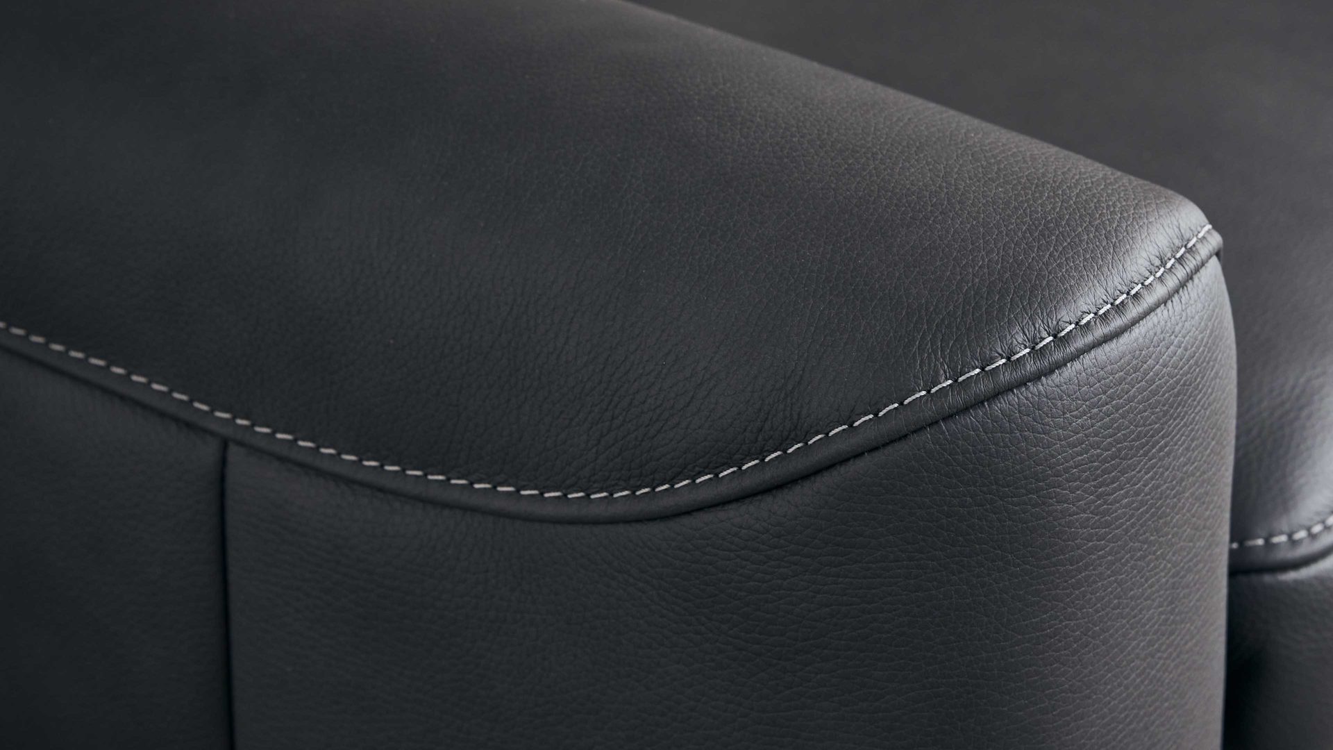 Zweisitzer comfortmaster besser sitzen, liegen, leben aus Leder in Schwarz Comfortmaster 1181 Spektra - Zweisitzer 364 M kohlefarbenes LongLife-Leder LG18 – Breite ca. 175 cm