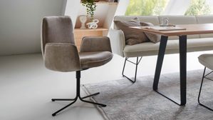 Polsterstuhl K+w polstermöbel aus Stoff in Beige Esszimmerserie Base - Armlehnenstuhl naturfarbener Bezug 940-38 & schwarzes 4-Stern-Drehkreuz - ca. 64 x 89 cm