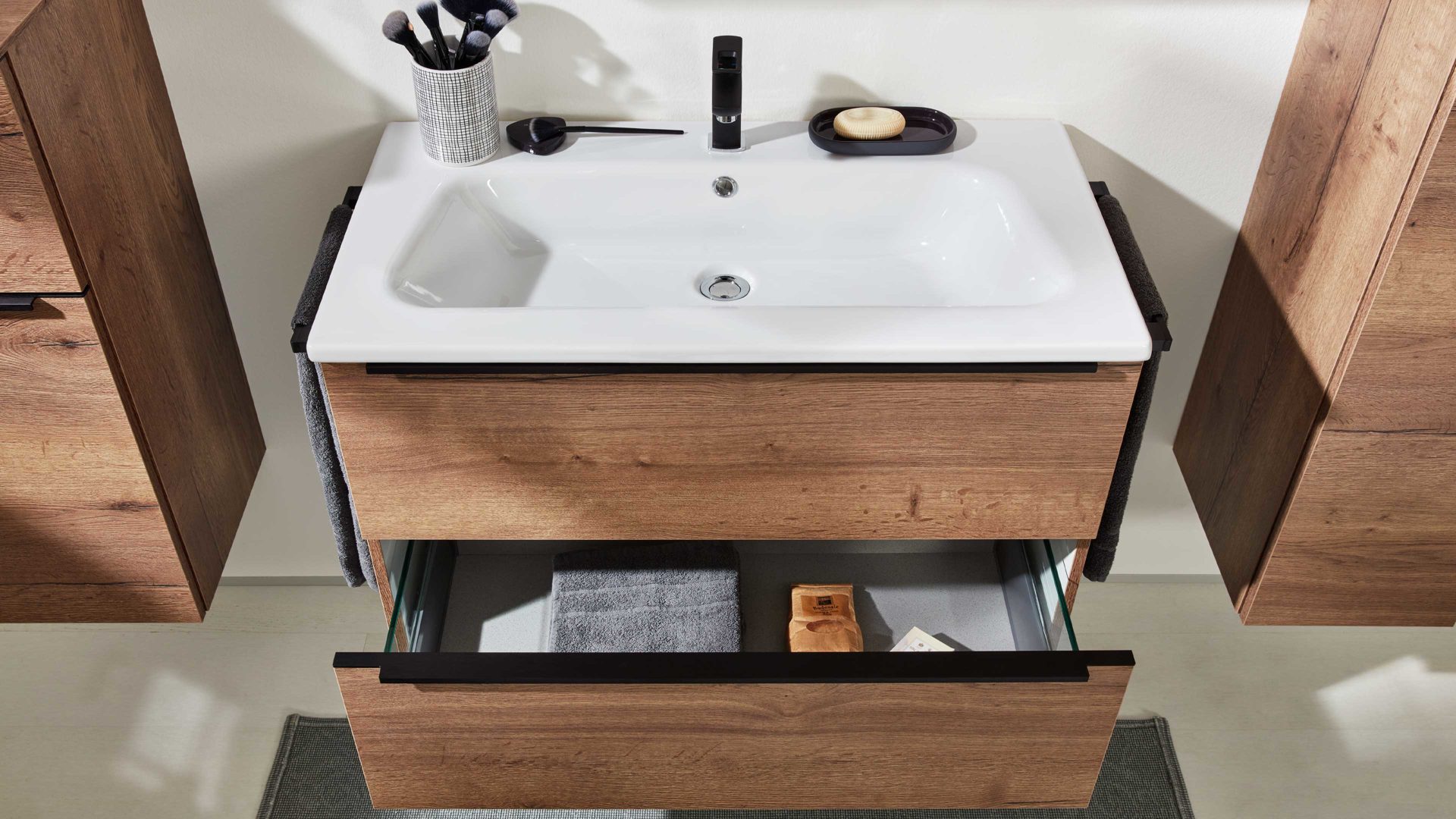 Waschtisch-Set / Waschbecken-Set Interliving aus Holz in Holzfarben Interliving Bad Serie 7402 – Waschtisch mit Unterschrank Havanna Eiche – Breite ca. 90 cm