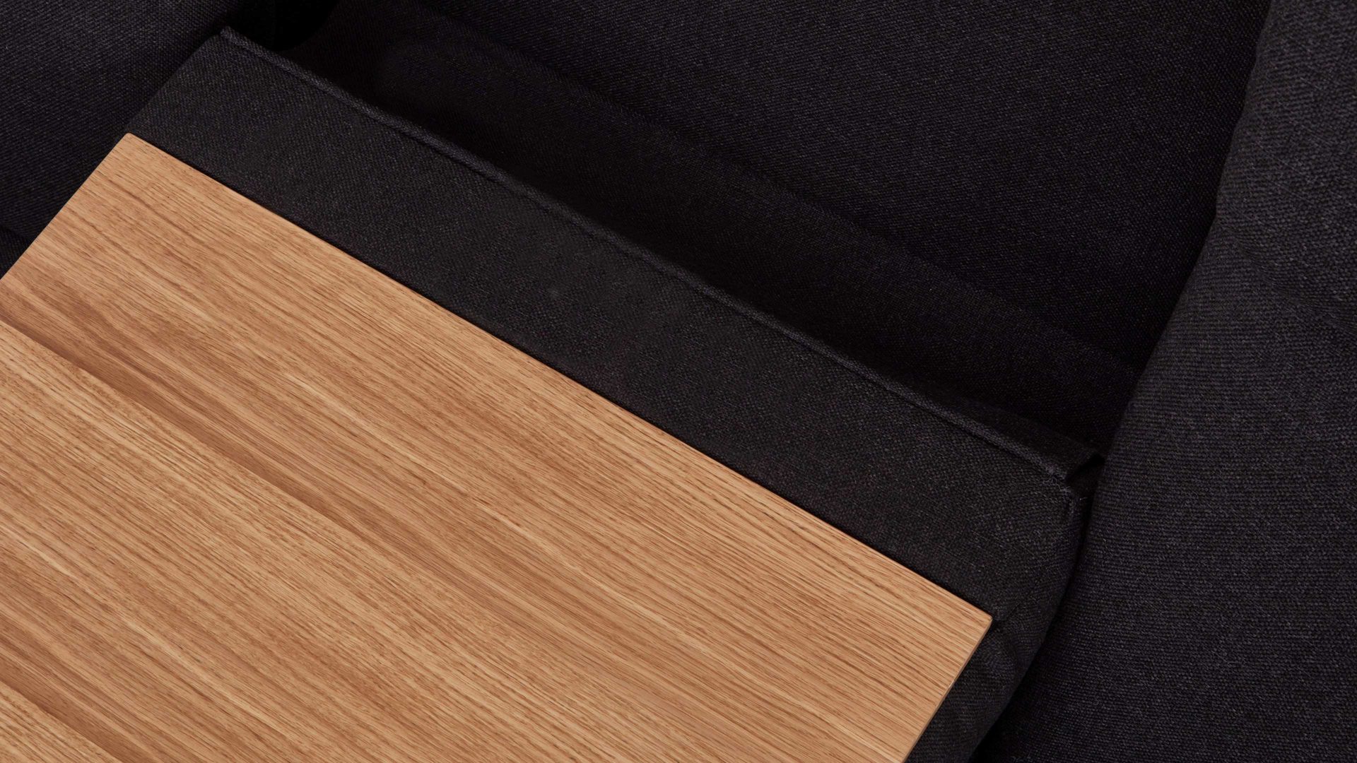 Dreisitzer COMFORT SMART aus Stoff in Anthrazit COMFORT SMART Alto - Trapezsofa anthrazitfarbenes Flachgewebe Orlando & Aluminiumfüße – Länge ca. 226 cm