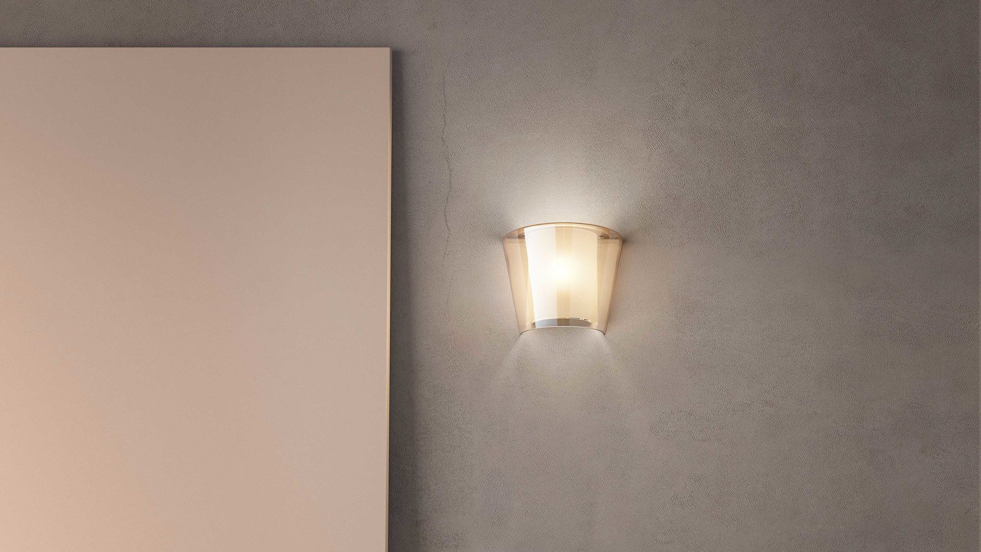 Wandleuchte Fabas luce s.p.a. aus Glas in Hellbraun FABAS LUCE Leuchten Serie Viki amberfarbenes Glas - Höhe ca. 24 cm