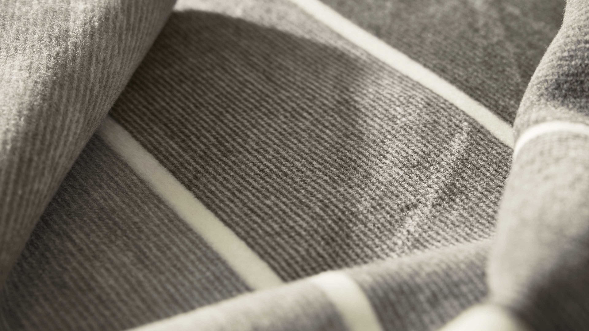 Wohndecke Interliving aus Mischgewebe in Grau Interliving Wohndecke Serie 9114 Horizon Grey – ca. 150 x 200 cm