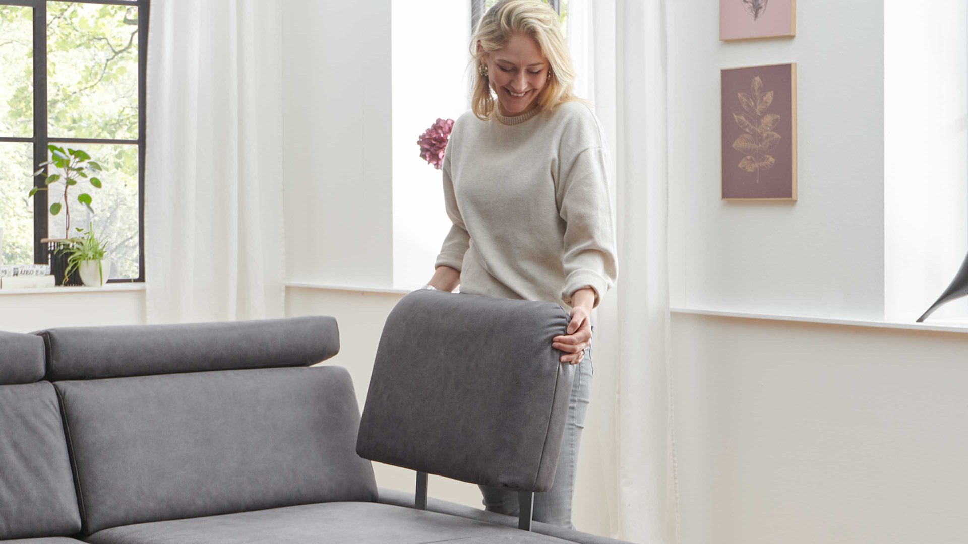 Einzelkissen Dietsch. aus Stoff in Anthrazit Polsterprogramm Rhodos - Steckrücken anthrazitfarbener Stoff Bulus - Länge ca. 61 cm