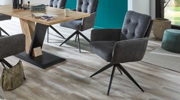 Vierfußstuhl Niehoff sitzmoebel aus Stoff in Anthrazit NIEHOFF SITZMÖBEL Polsterstuhl Tosca anthrazitfarbener Webstoff Brego & graue Mikrofaser Cowboy