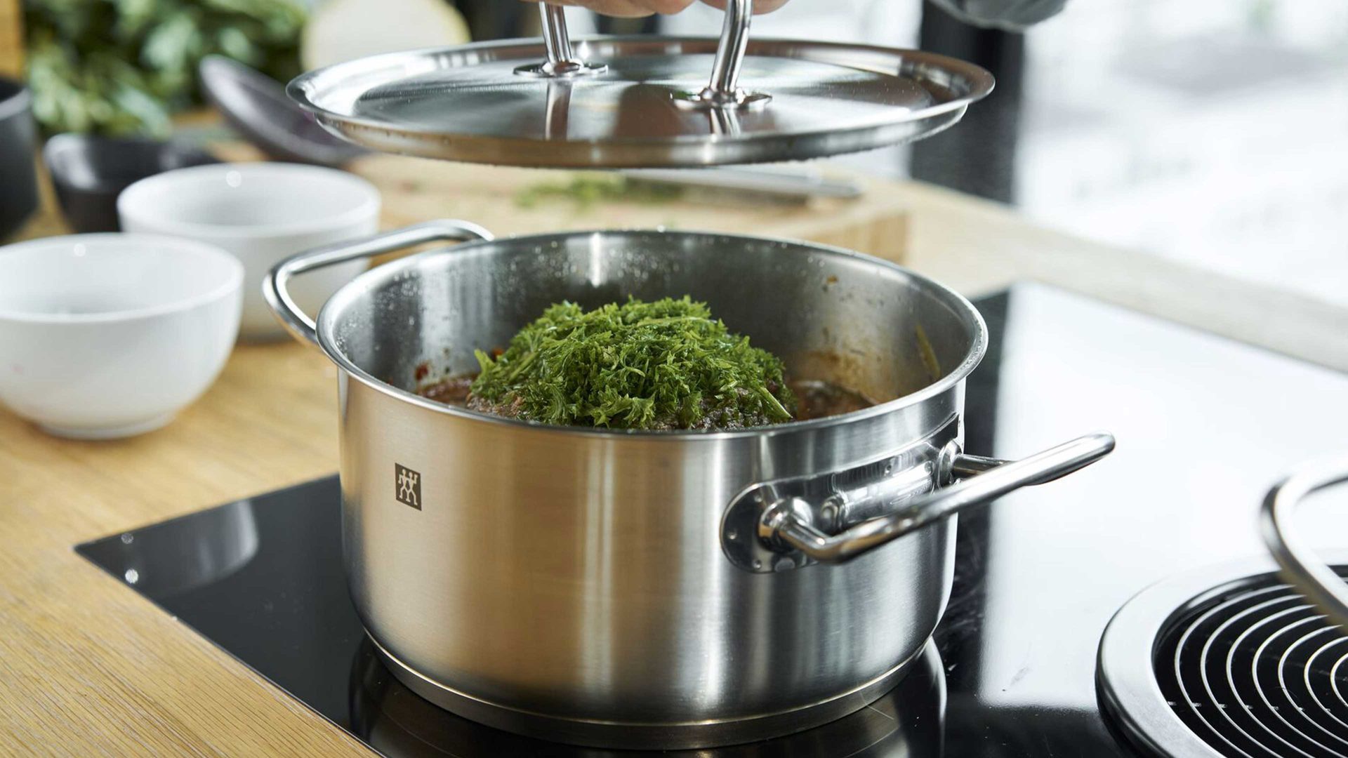 Topf-Set Zwilling® aus Metall in Metallfarben ZWILLING® Topf-Set Twin Classic Edelstahl – fünfteilig