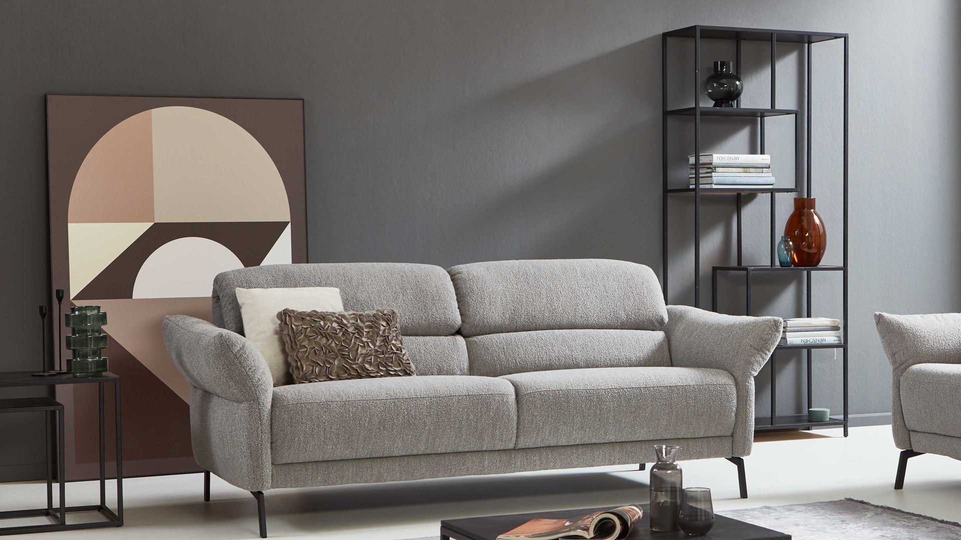 2,5-Sitzer COMFORT SMART aus Stoff in Hellgrau COMFORT SMART Serie Fenja - zweiteiliger 2,5-Sitzer silberfarbener Strukturstoff Loop & schwarze Metallfüße 346 - Länge ca. 196 cm