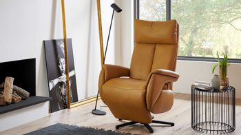 Relaxsessel Steinpol polsteria aus Leder in Gelb Relaxsessel Serie Relaxa Feeling senffarbenes Leder Punch Dijon & schwarzer Sternfuß