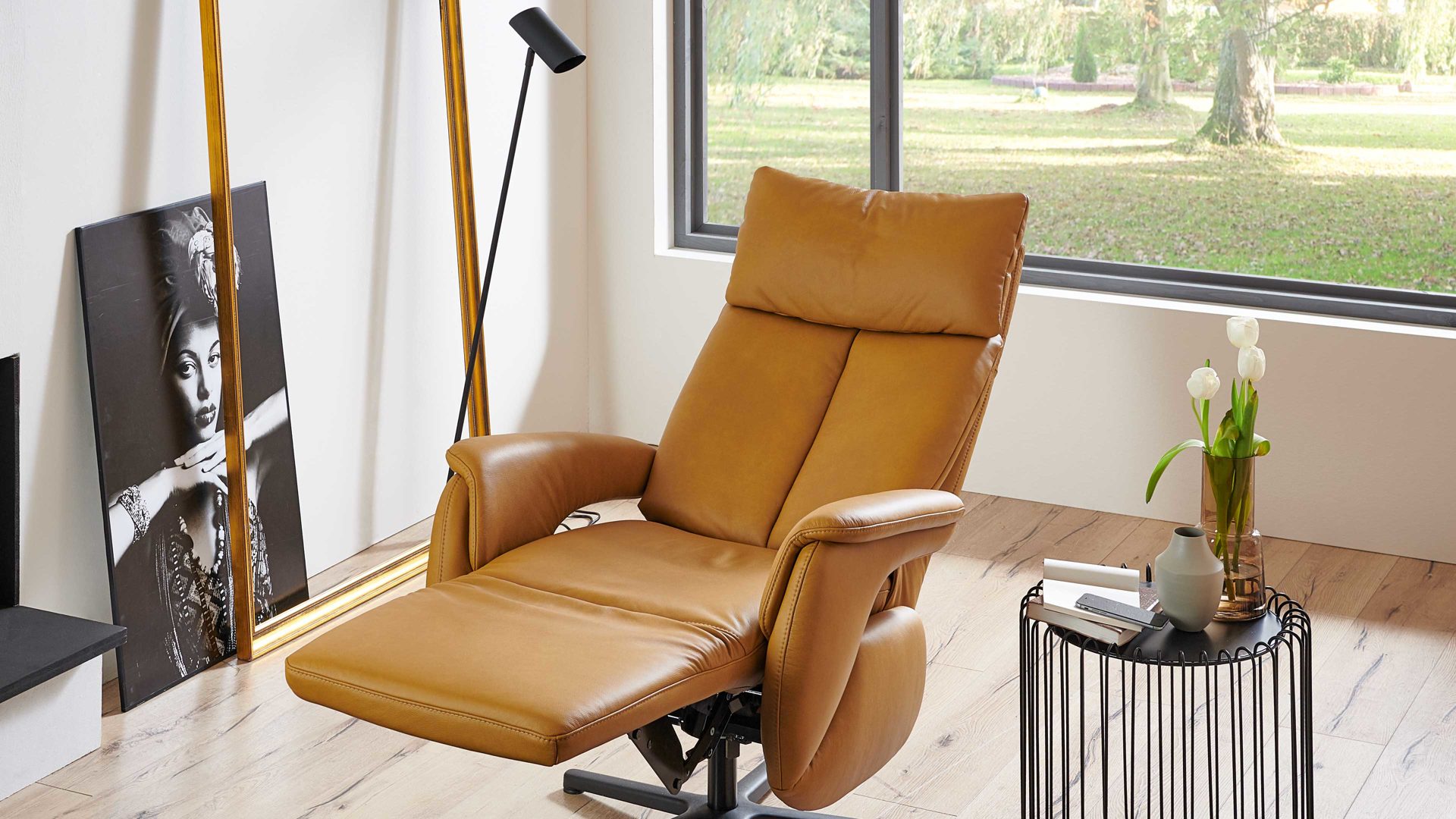 Relaxsessel Steinpol polsteria aus Leder in Gelb Relaxsessel Serie Relaxa Feeling senffarbenes Leder Punch Dijon & schwarzer Sternfuß