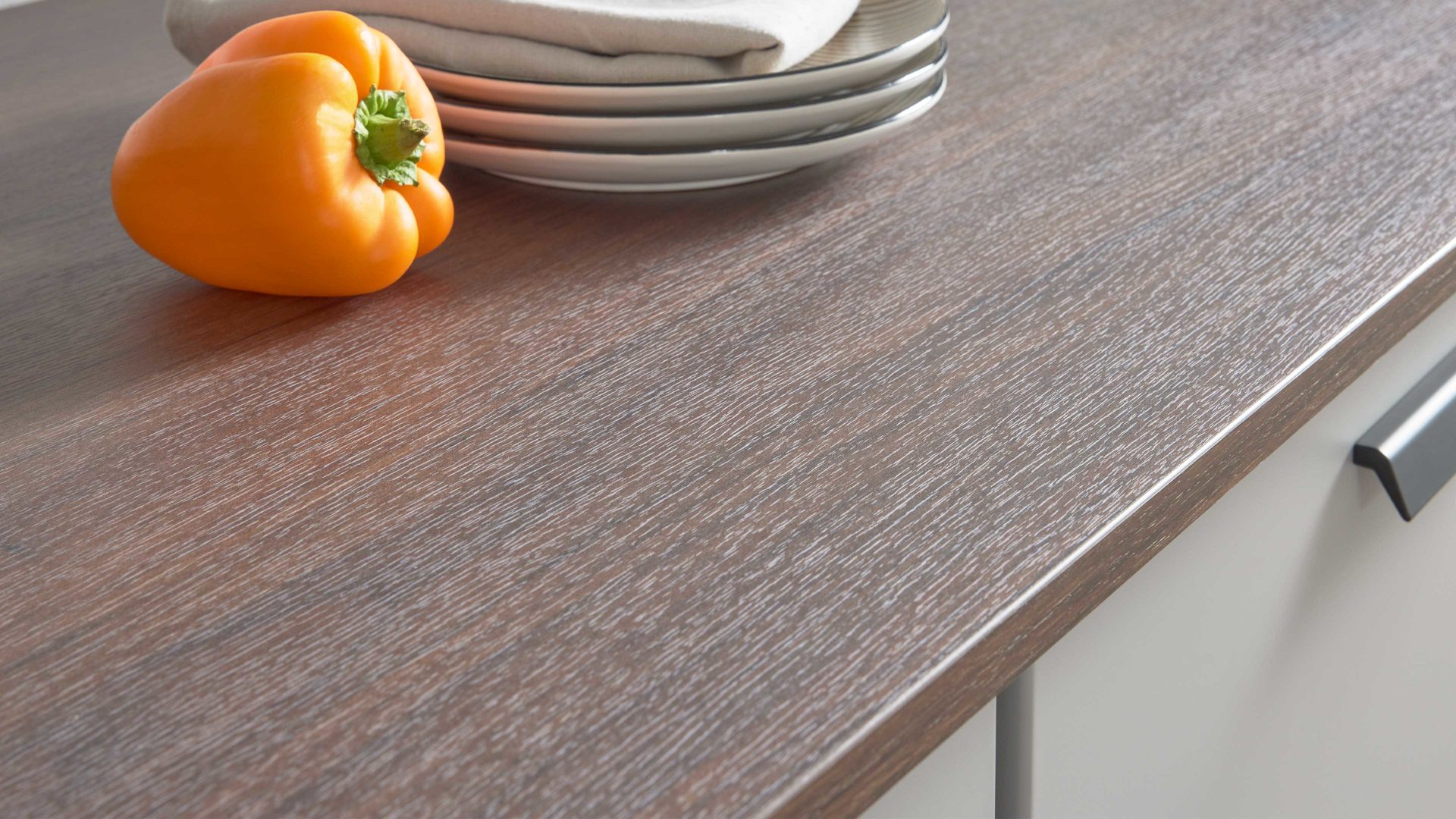 Einbauküche culineo® aus Holz in Hellgrau Culineo® Einbauküche C317 mit beko Einbaugeräten Steingrau & Eiche Sierra - Stellfläche ca. 365 x 363 cm